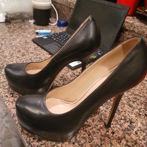 YSL Roundtoe Pump